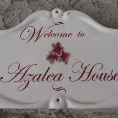 Apartment Charming Glicine And Azalea House Art And Colour With Lakeview